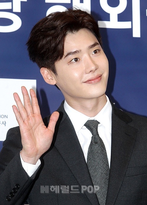 Lee Jong Suk dự sự kiện của Cục du lịch Hàn Quốc với tư cách đại sứ