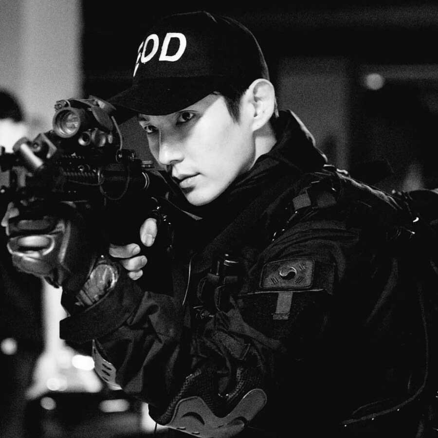 Vai diễn của Lee Jun Ki trong 'Criminal Minds' được chờ đón nhiệt tình