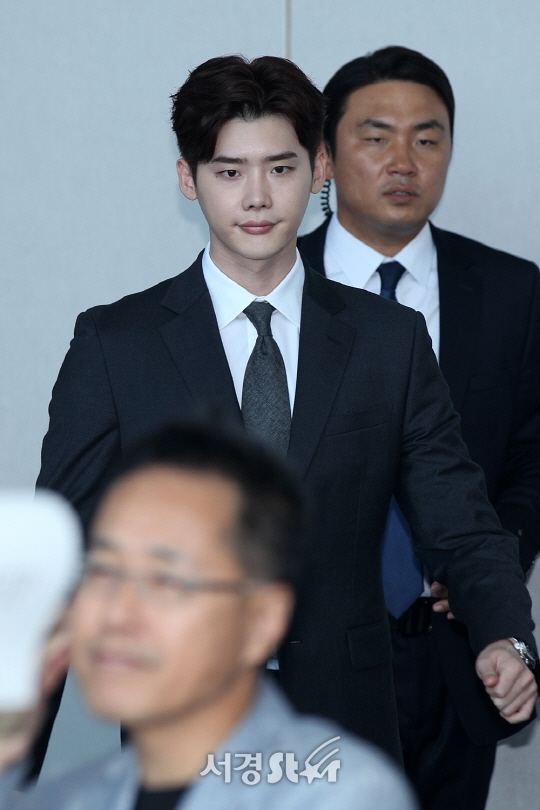 Lee Jong Suk dự sự kiện của Cục du lịch Hàn Quốc với tư cách đại sứ