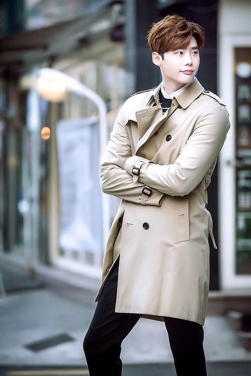 Lee Jong Suk sẽ nhập ngũ tháng 8 này?