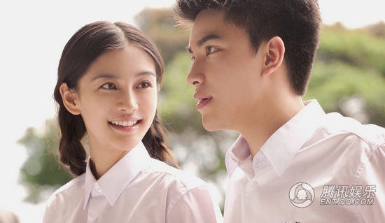 Vẻ ngoài thu hút không kém mỹ nam Cbiz nào của em trai AngelaBaby