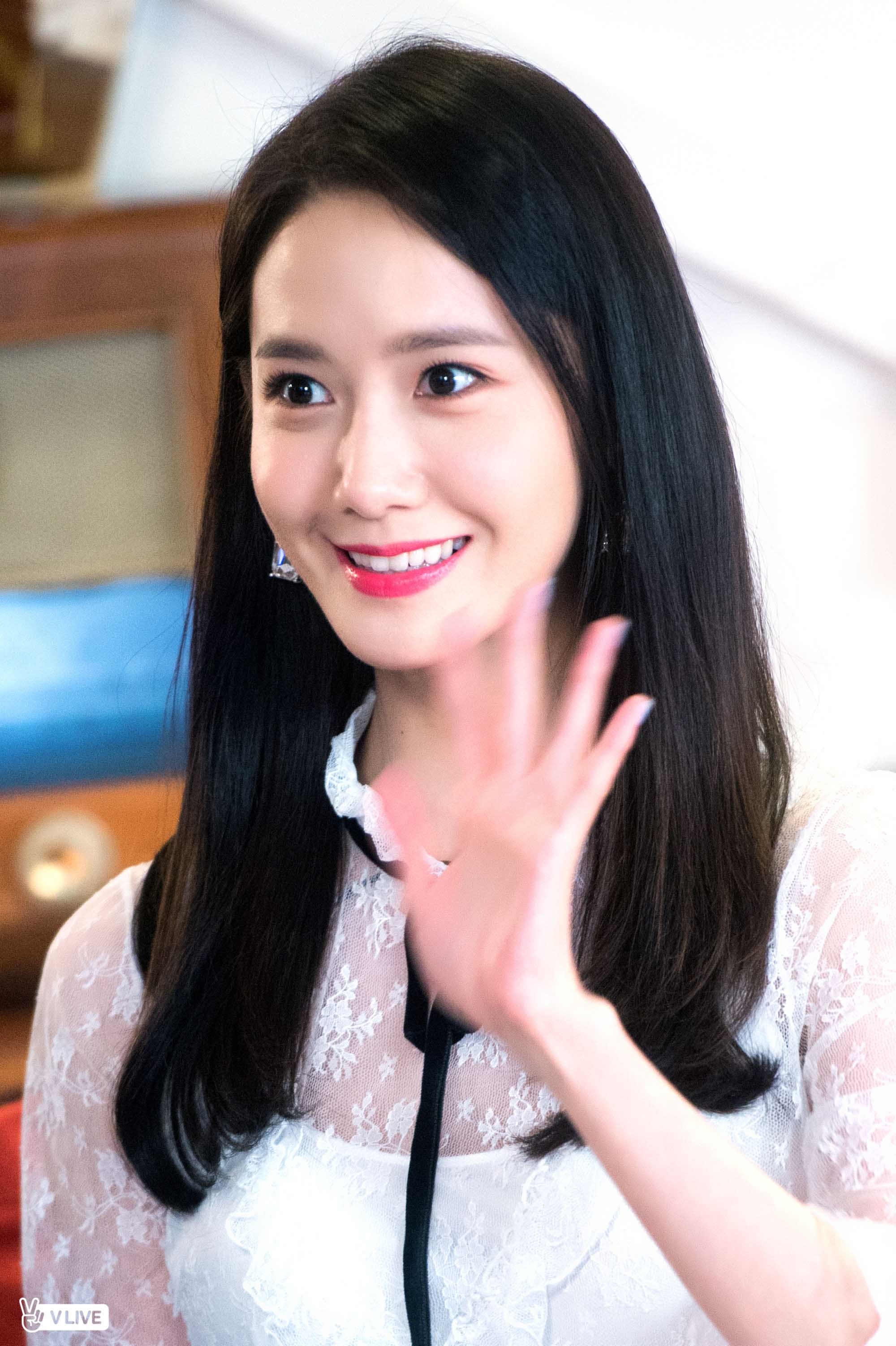 Yoon Ah và Hong Jong Hyun rạng rỡ dự hóp báo 'The King Loves'