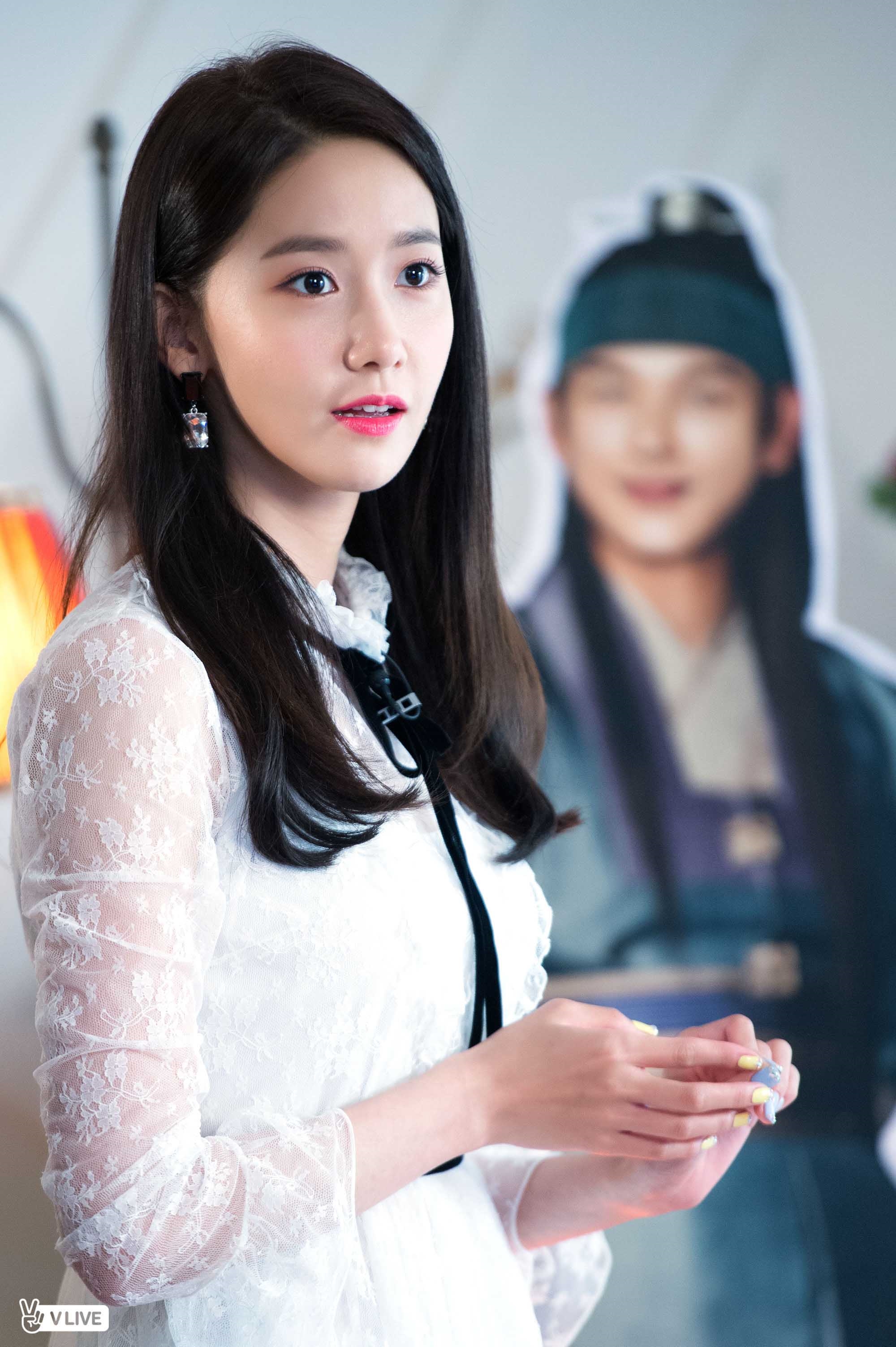 Yoon Ah và Hong Jong Hyun rạng rỡ dự hóp báo 'The King Loves'