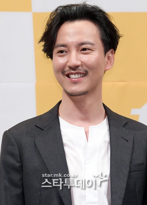 Kim Ah Joong kết hợp với Kim Nam Gil trong drama y học xuyên không mới