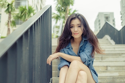 Cô phù thủy Ye Ye ngày nào giờ đã là bà mẹ một con xinh đẹp