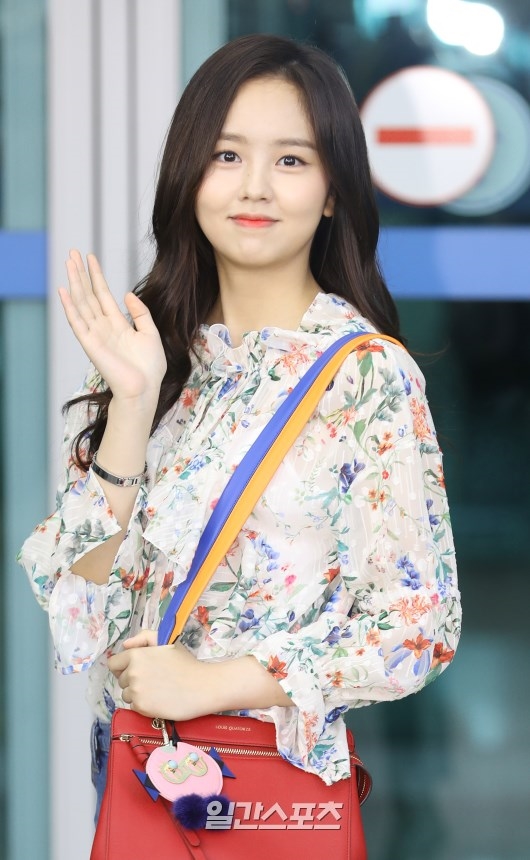 Kim So Hyun xinh như thiên thần vẫn bị Knet chê 'sấp mặt'
