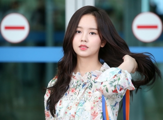 Kim So Hyun xinh như thiên thần vẫn bị Knet chê 'sấp mặt'