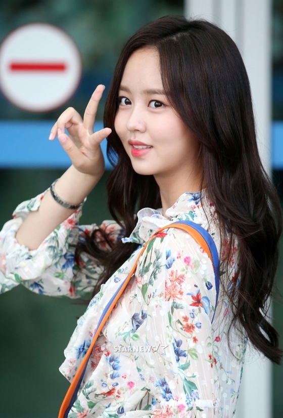 Kim So Hyun xinh như thiên thần vẫn bị Knet chê 'sấp mặt'