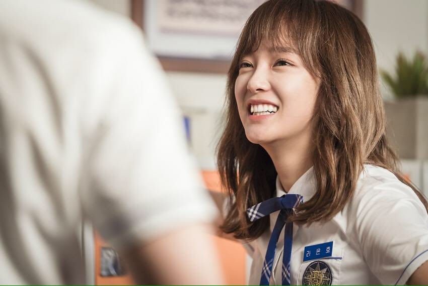 Nữ chính của 'School 2017' - tấm gương phản chiếu hoàn hảo của nữ sinh