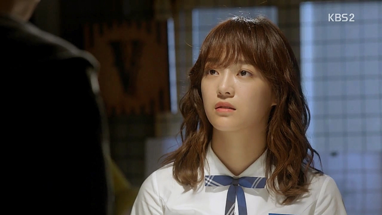 Nữ chính của 'School 2017' - tấm gương phản chiếu hoàn hảo của nữ sinh