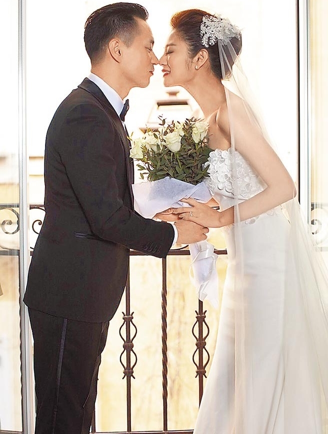 An Dĩ hiên đã kết hôn và sống hạnh phúc.