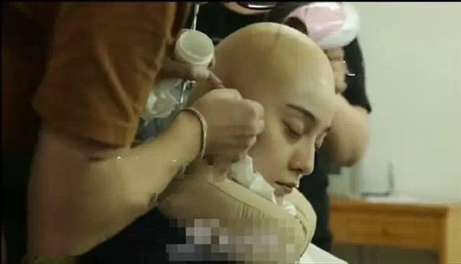 'Vã mồ hôi' với hậu trường các cảnh phim từng lừa hàng triệu khán giả