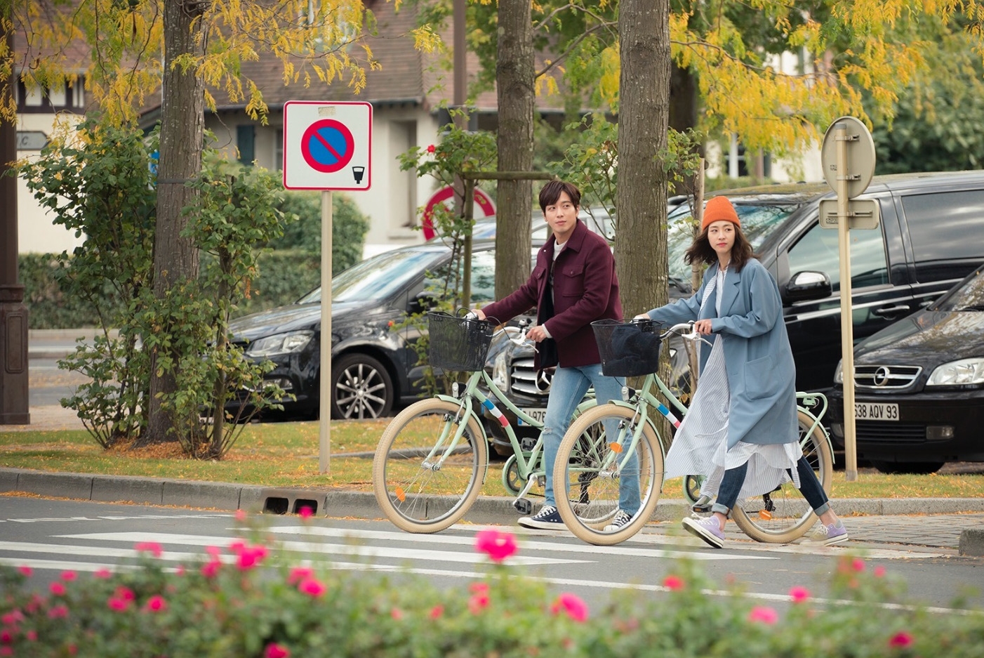 Drama mới của Lee Yeon Hee và Jung Yong Hwa tung hình ảnh mới