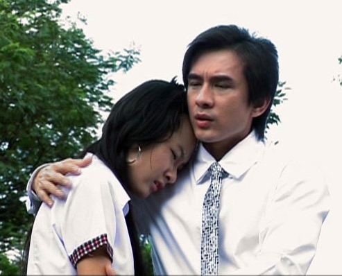 Hot girl Kiều Ly do Angela Phương Trinh thủ vai.