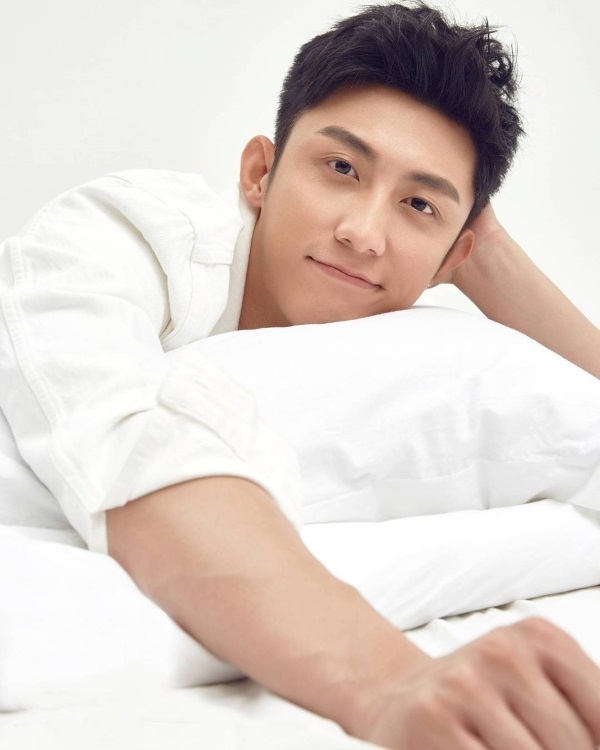 5 nam thần - nữ thần nổi lên từ webdrama khiến khán giả mê mệt