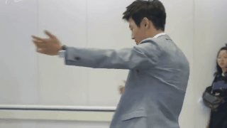 Hậu trường hài hước 'cười lăn, cười bò' của phim Hàn