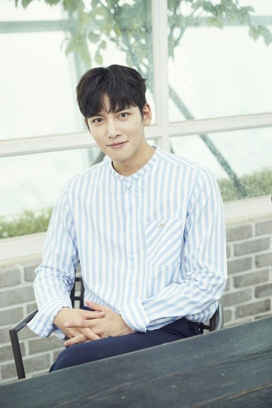 Nam Ji Hyun và Park Min Young hứa sẽ đi thăm quân nhân Ji Chang Wook