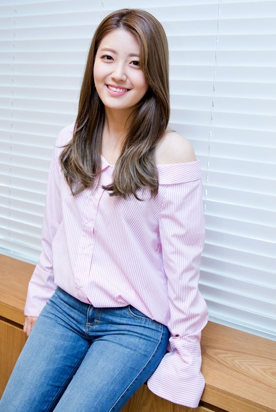 Nam Ji Hyun và Park Min Young hứa sẽ đi thăm quân nhân Ji Chang Wook