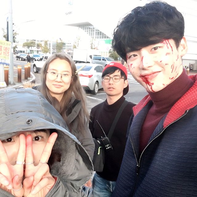 Lee Jong Suk gây chú ý với vai phản diện đầu tiên trong sự nghiệp