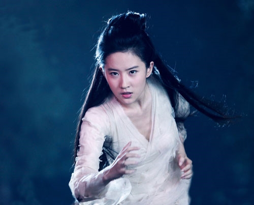 Những mỹ nhân Hoa Ngữ tham gia phim nào là phim đó 'bị ghét theo'
