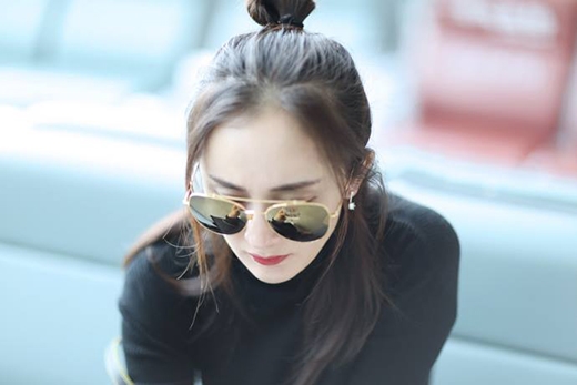 Đến cả nhược điểm trên mặt cũng không 'dìm' nổi nhan sắc Dương Mịch
