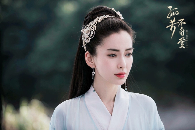 Những mỹ nhân Hoa Ngữ tham gia phim nào là phim đó 'bị ghét theo'