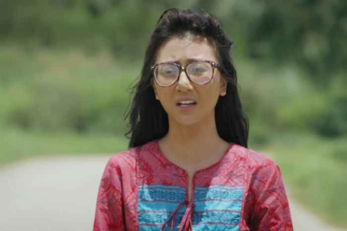 Mỹ nhân Việt và những lần 'hi sinh làm xấu mình' vì nghệ thuật