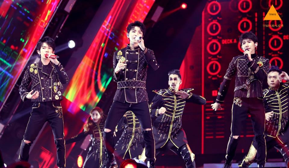 Sau 4 năm ra mắt, TFBoys đã trưởng thành và 'soái' đến độ này đây!