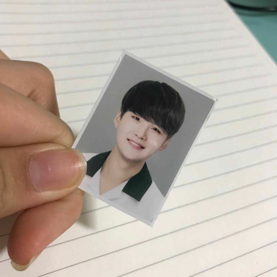 Fan sướng mắt ngắm loạt ảnh thẻ siêu cấp đáng yêu của sao Hàn