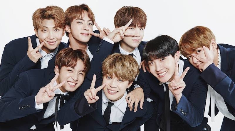 Những thần tượng Kpop nổi tiếng với việc làm từ thiện khiến fan tự hào