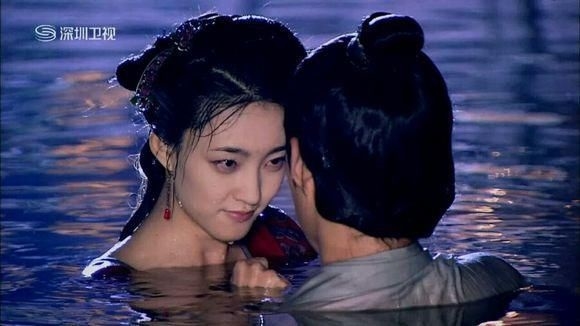Những cảnh tắm để đời của dàn mỹ nhân Hoa ngữ trên màn ảnh nhỏ