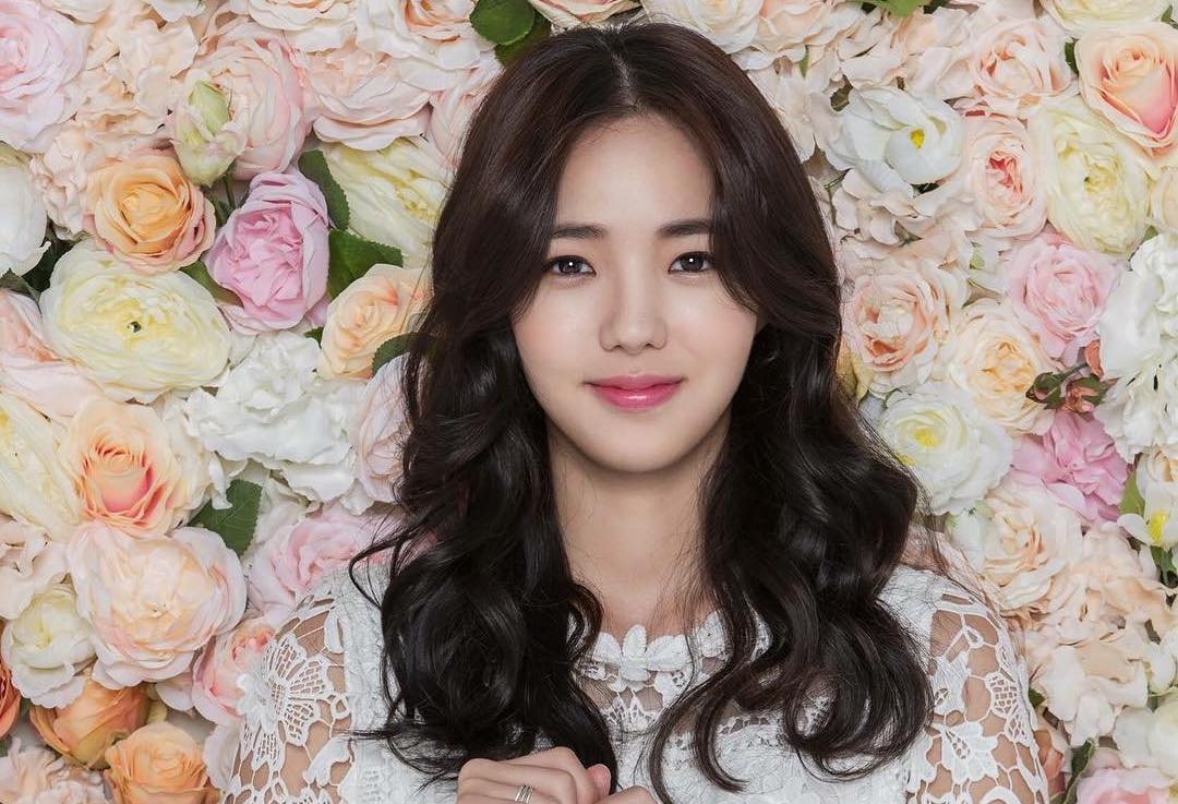 Sự nghiệp nổi bật của nữ diễn viên 9x tiềm năng Chae Soo Bin