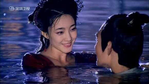 Những cảnh tắm để đời của dàn mỹ nhân Hoa ngữ trên màn ảnh nhỏ