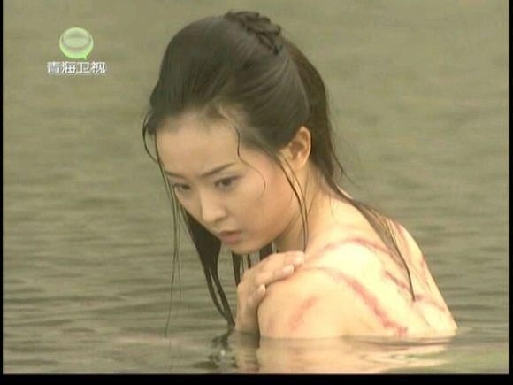 Những cảnh tắm để đời của dàn mỹ nhân Hoa ngữ trên màn ảnh nhỏ