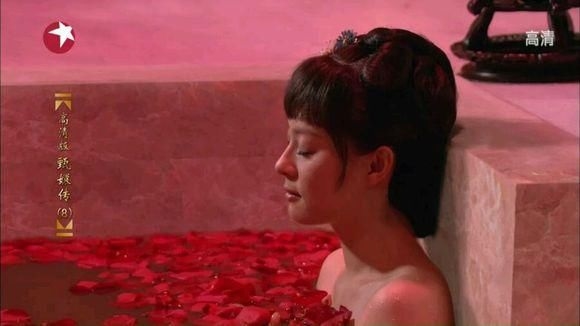 Những cảnh tắm để đời của dàn mỹ nhân Hoa ngữ trên màn ảnh nhỏ