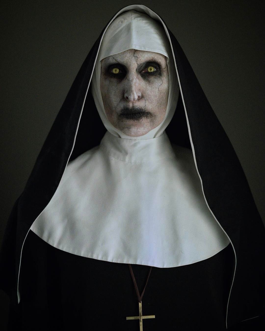 Đọ độ kinh dị của Annabelle, Valak và The Crooked Man