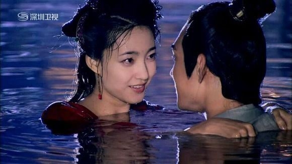 Những cảnh tắm để đời của dàn mỹ nhân Hoa ngữ trên màn ảnh nhỏ