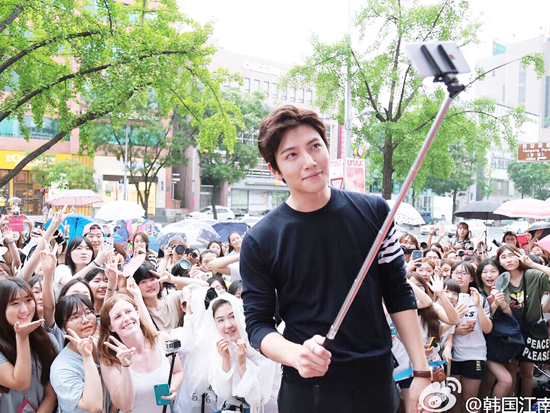 Những điều đặc biệt ở Ji Chang Wook khiến fan thích mê