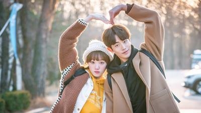 Lee Sung Kyung và Nam Joo Hyuk chia tay