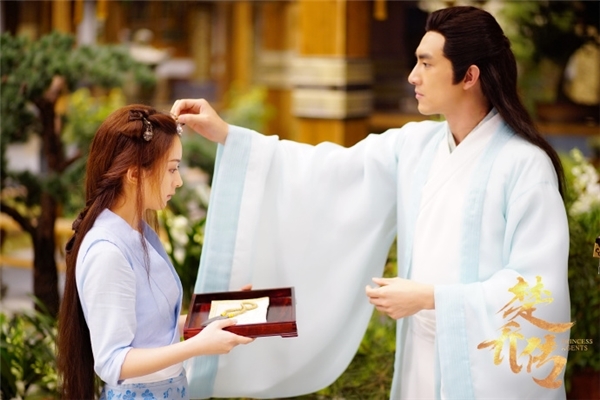 Hai bộ phim khiến nhiều fan mong ngóng ngày ra phần 2