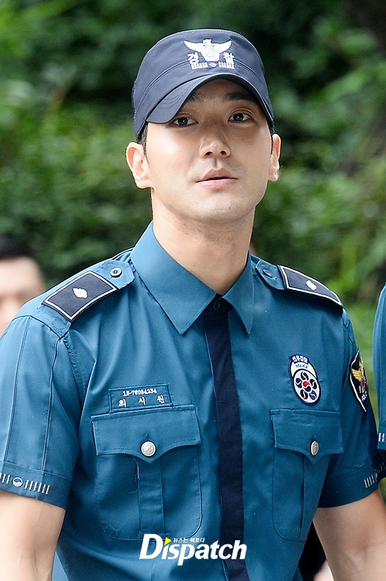 Ngày này đã đến, chào mừng Choi Si Won và Shim Chang Min xuất ngũ