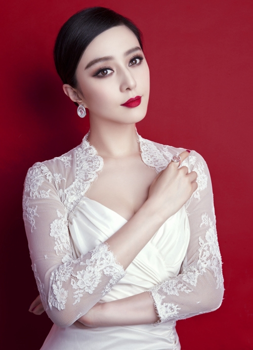 Nổi như cồn với Sở Kiều Truyện, cát xê của Triệu Lệ Dĩnh vẫn thấp