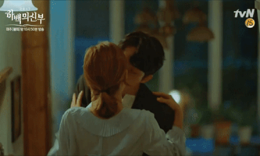 Nam Joo Hyuk - Shin Se Kyung 'tình bể bình' trong 'Cô Dâu Thủy Thần'