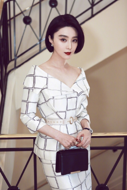 Những mỹ nhân Hoa ngữ cắt tóc ngắn vẫn xinh đẹp ấn tượng