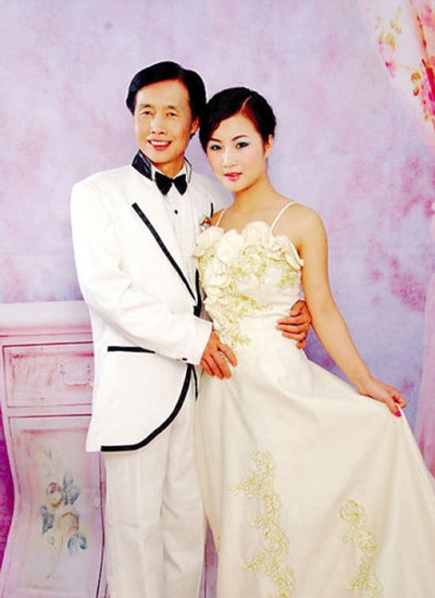Những mối quan hệ cha nuôi - con nuôi bị đồn đoán nhiều nhất của Cbiz