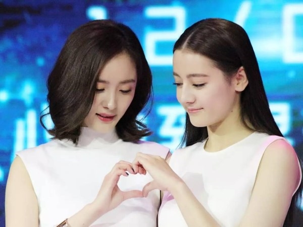 Dương Mịch hé lộ lý do ký hợp đồng với Địch Lệ Nhiệt Ba