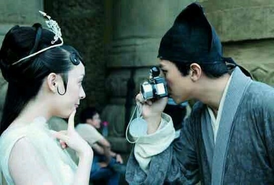 Soi độ 'lầy' của dàn sao Hoa ngữ trong hậu trường phim cổ trang