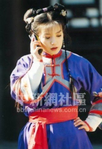 Soi độ 'lầy' của dàn sao Hoa ngữ trong hậu trường phim cổ trang