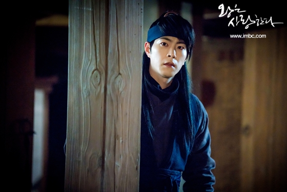 Những lý do khiến 'The King Loves' ngày càng nhạt nhòa và bị bỏ quên