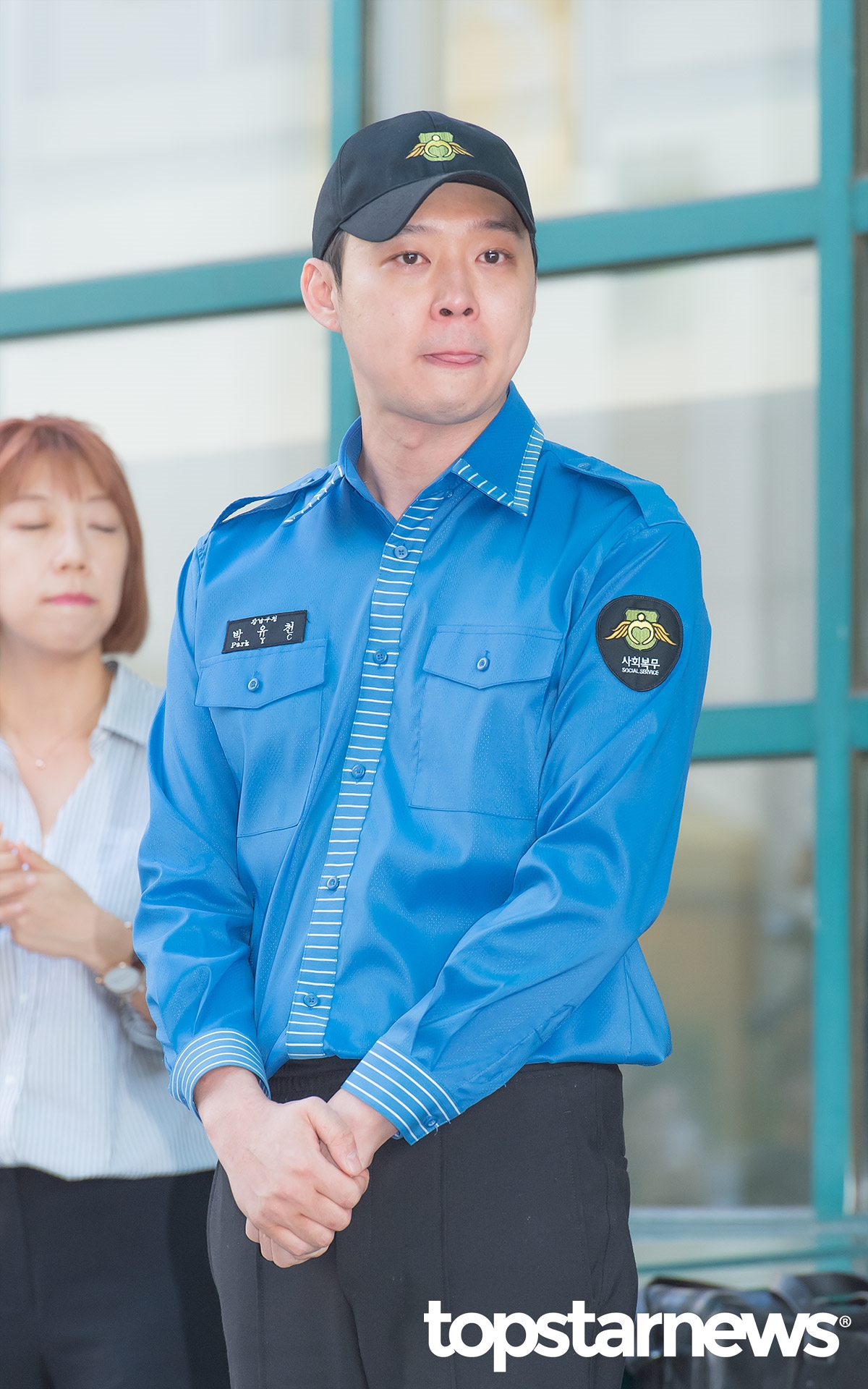 Park Yoo Chun rơi nước mắt cảm động trong ngày xuất ngũ
